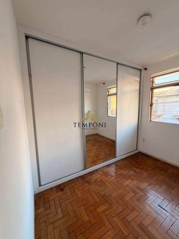 Casa para aluguel no Jaragua: 