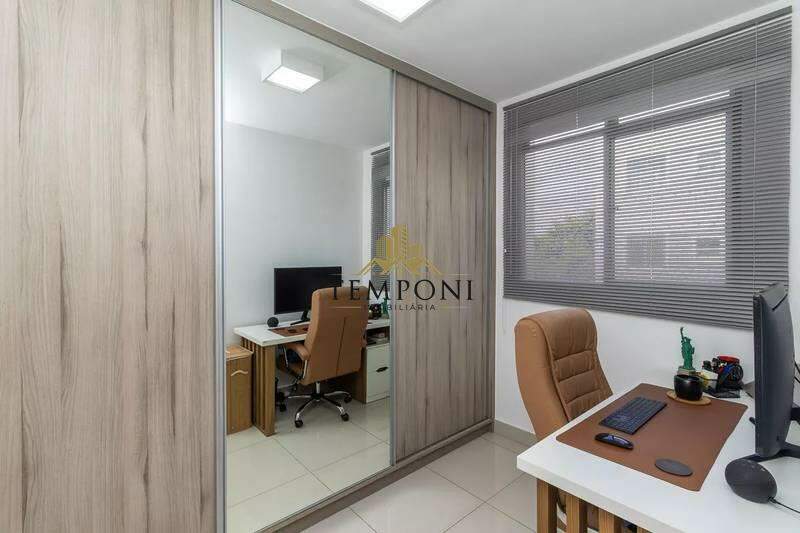 Apartamento à venda no Planalto: 