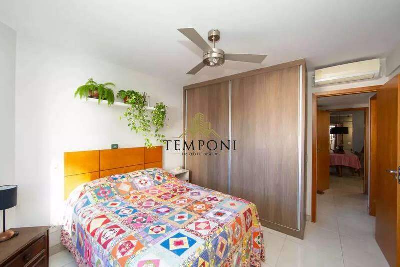 Apartamento à venda no Prado: 