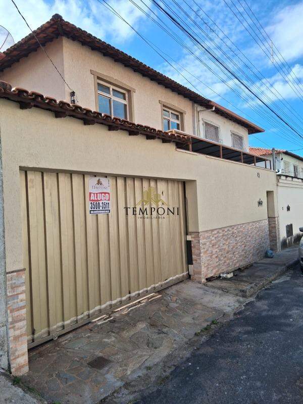 Casa para aluguel no Dona Clara: 