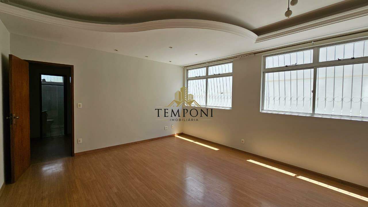 Apartamento à venda no Maria Virgínia: 