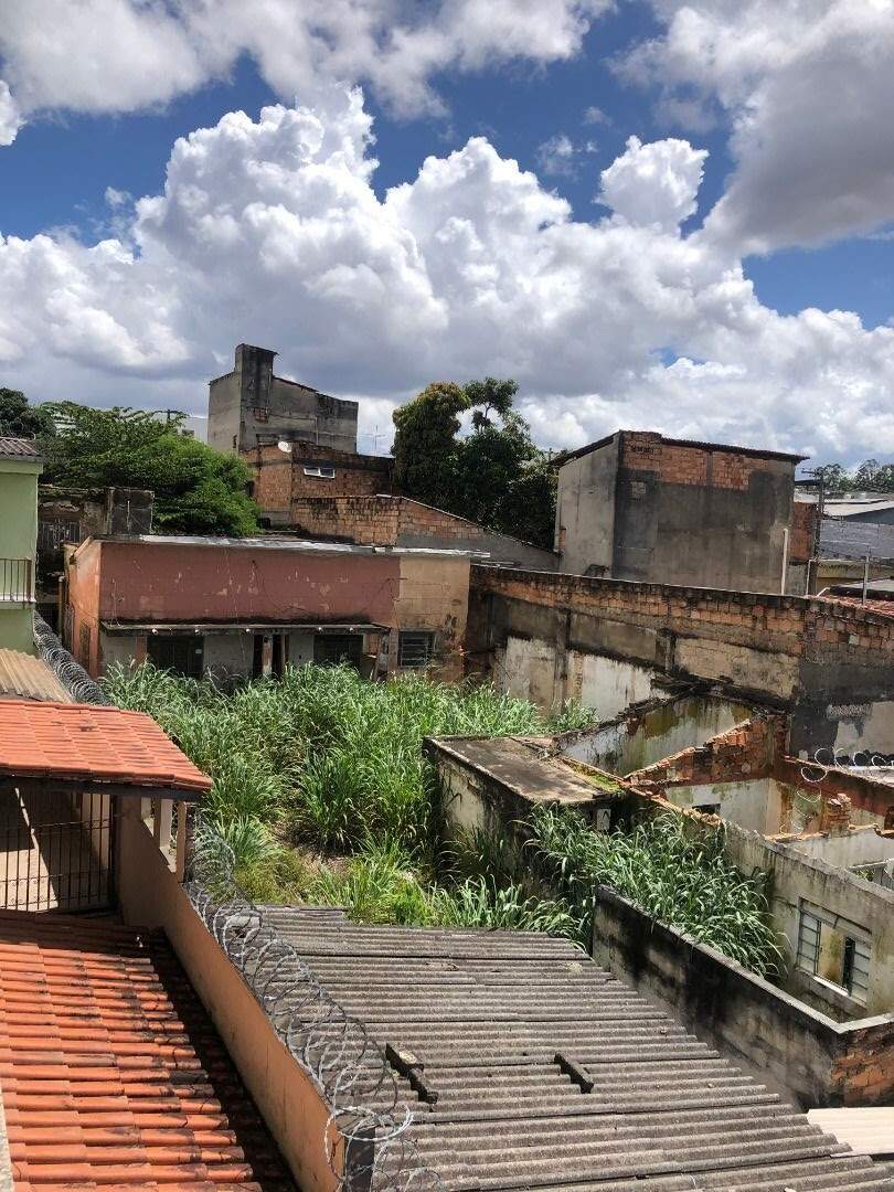Terreno à venda no Vila Oeste: 