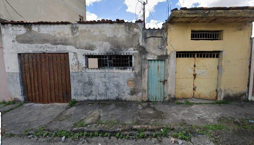Terreno à venda no Vila Oeste: 