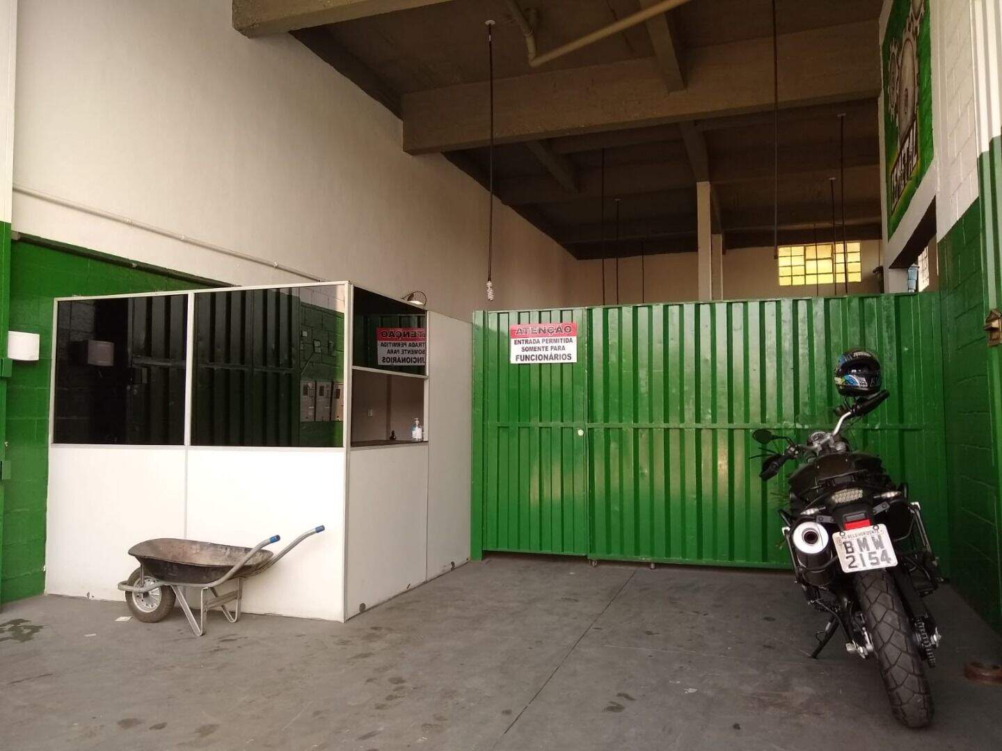Galpão à venda no Vila Oeste: 