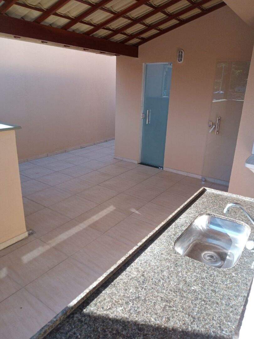 Cobertura à venda no Candelária: 