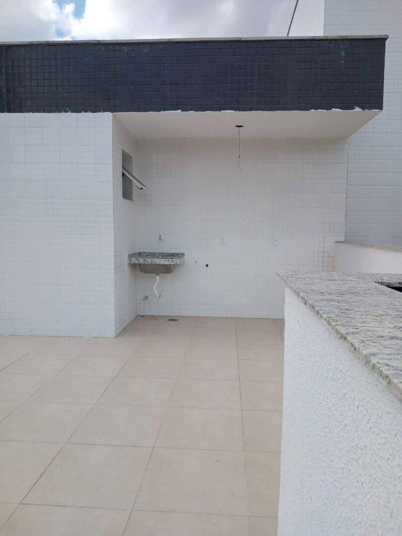 Cobertura à venda no Itapoã: 