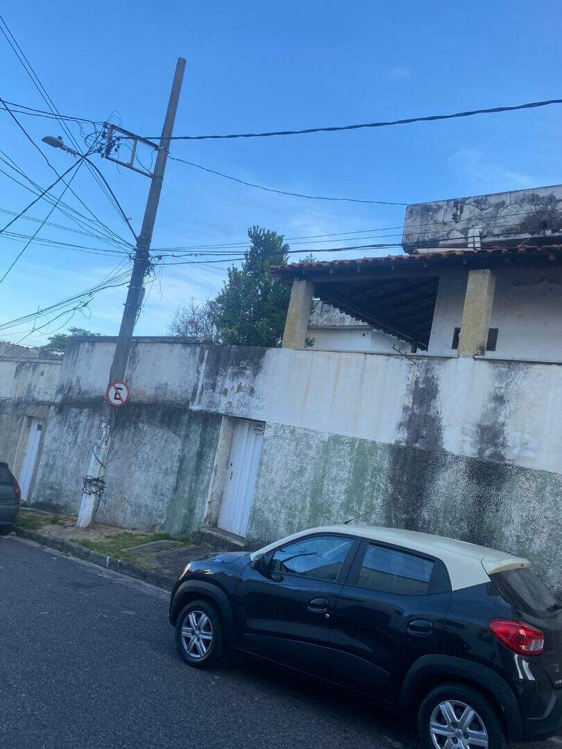 Casa à venda no Graça: 