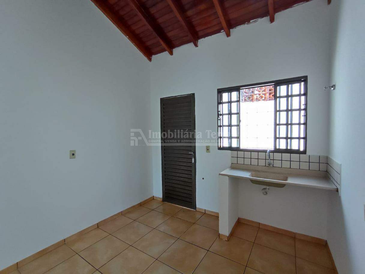 Kitnet para aluguel no Jardim Universitário: 