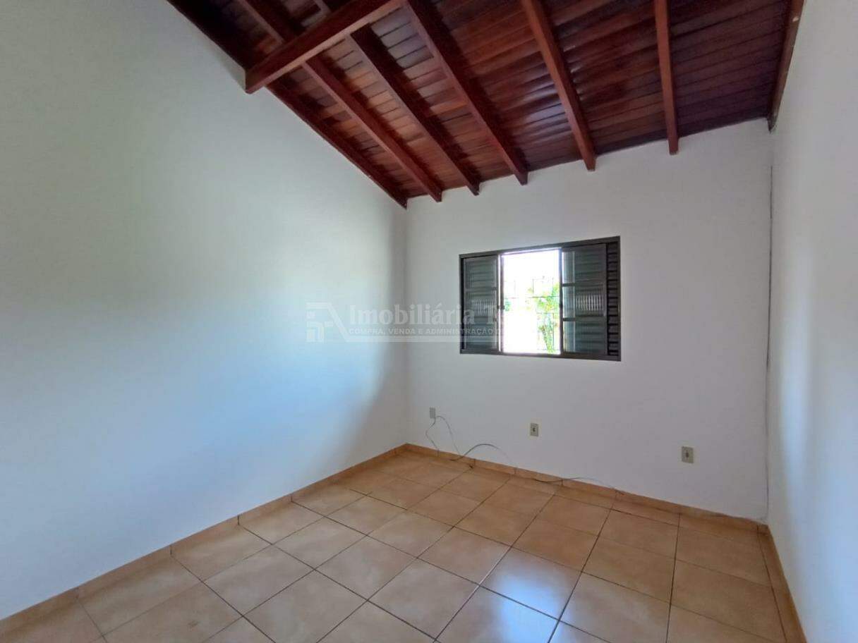 Kitnet para aluguel no Jardim Universitário: 