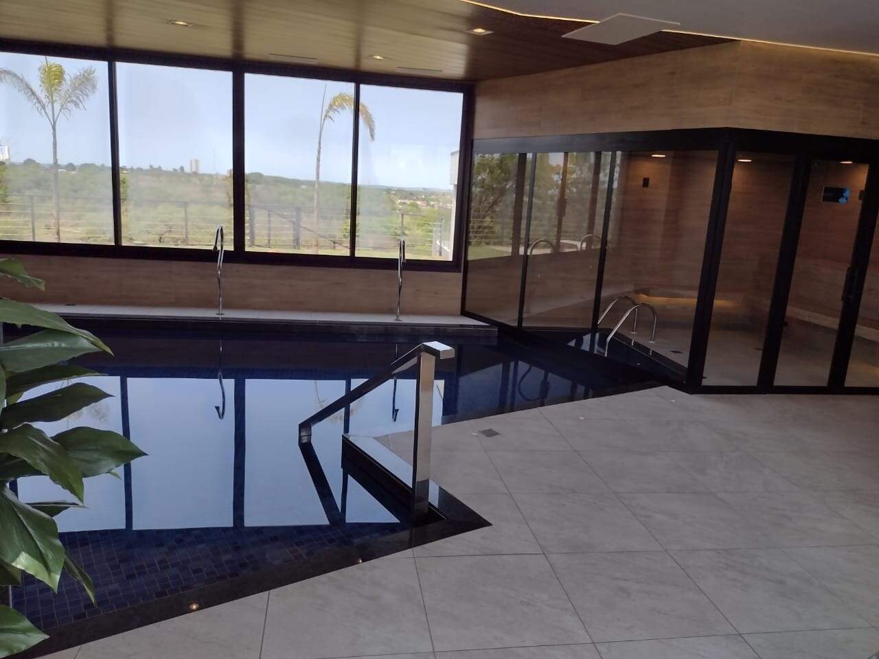 Terreno à venda no Porto Royale : 