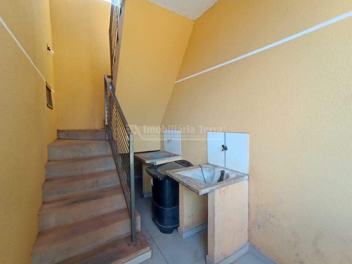 Apartamento para aluguel no Jardim Rasslem: 