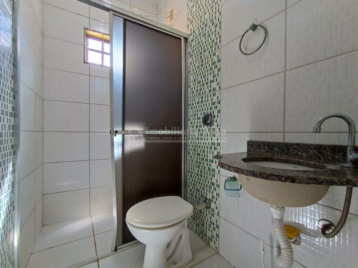 Apartamento para aluguel no Jardim Rasslem: 