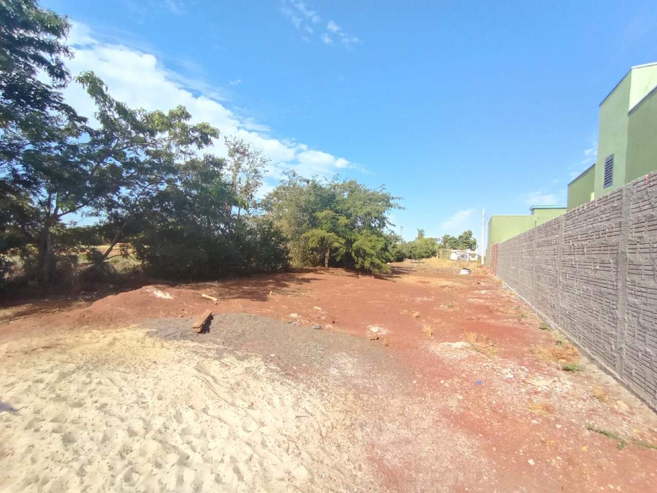 Terreno à venda no Vival Castelo I: 