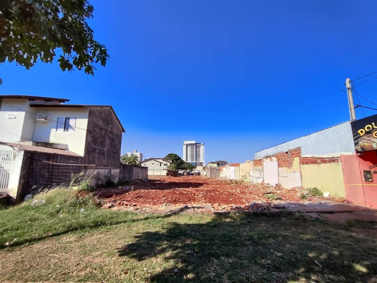 Terreno para aluguel no Centro: 