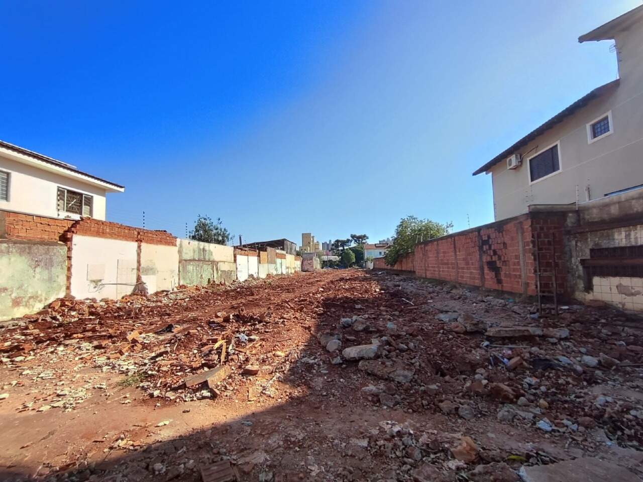 Terreno para aluguel no Centro: 