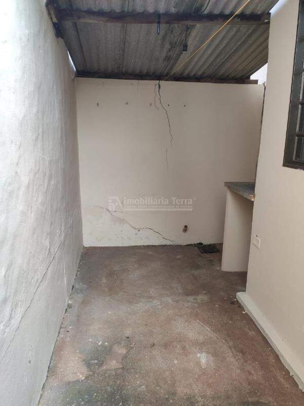 Kitnet para aluguel no Jardim Universitário: 