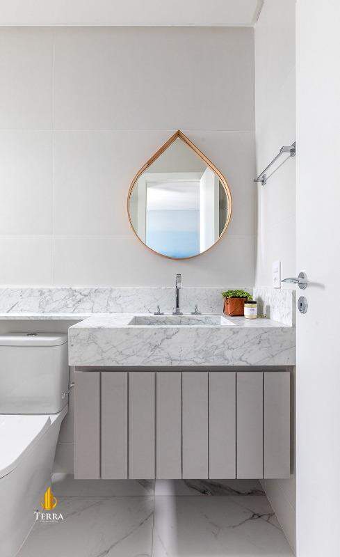 Italian Residence Apartamento com 4 quartos, Pioneiros: 