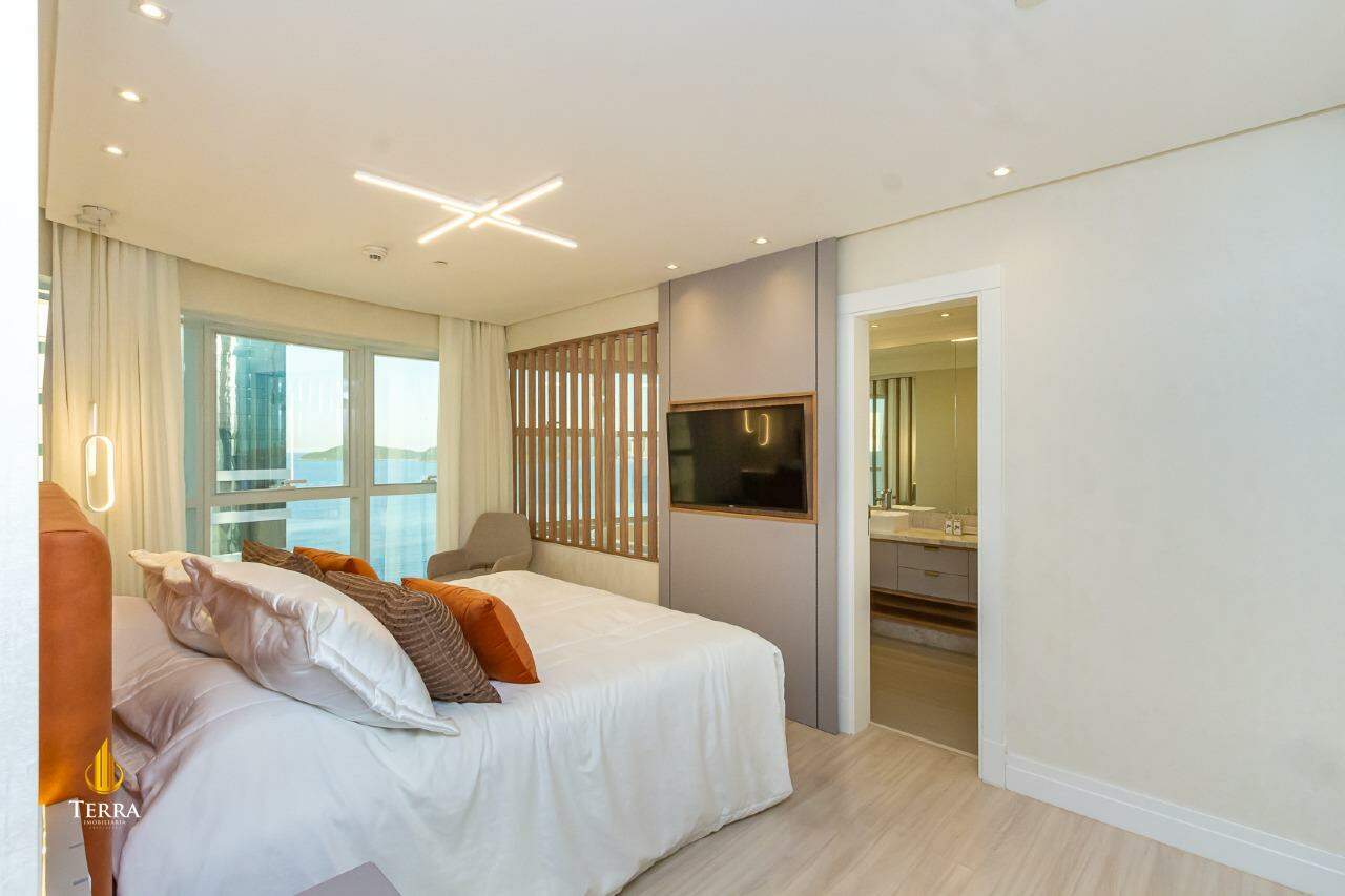 Edifício Infinity Coast Apartamento com 3 quartos, Pioneiros: 