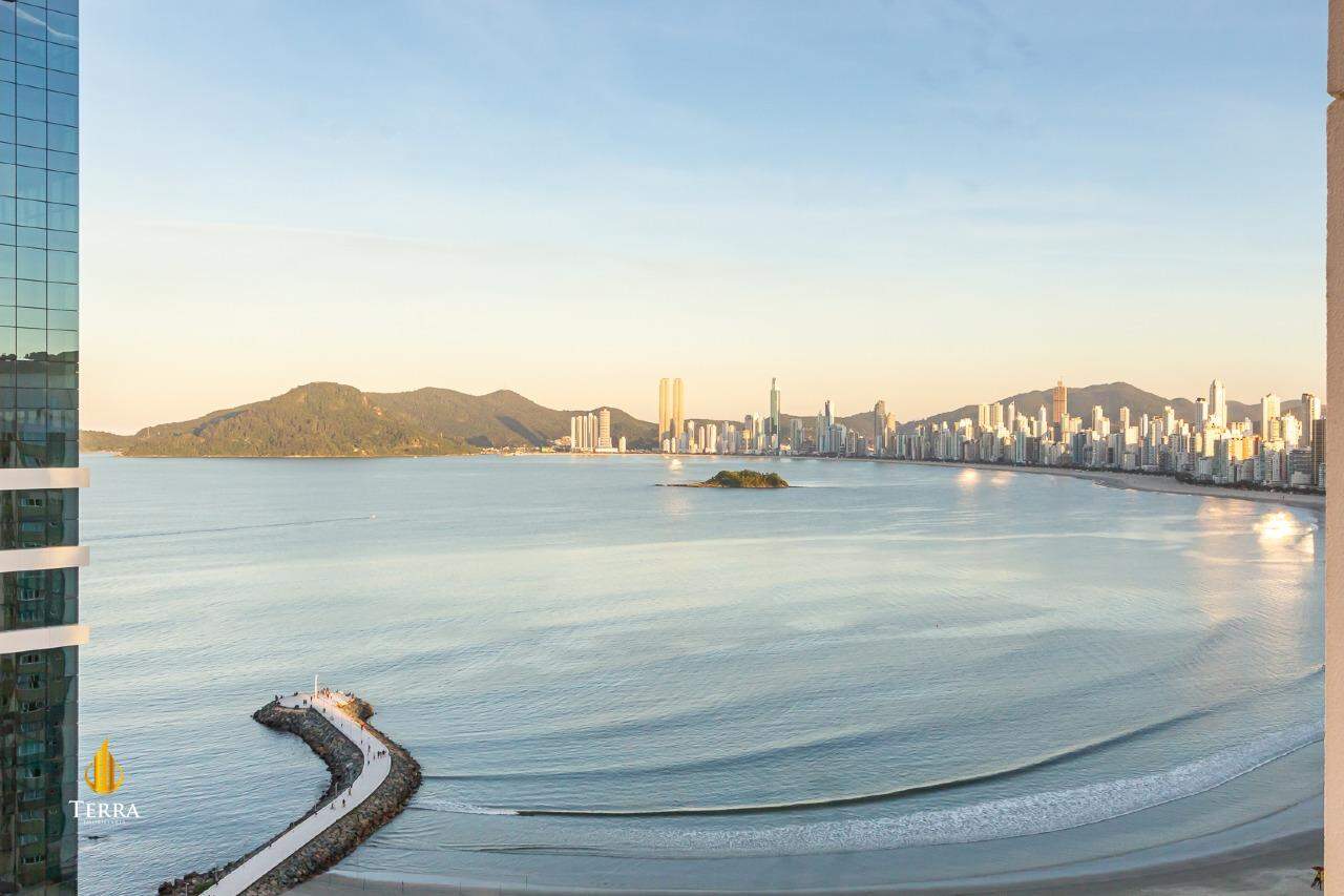 Edifício Infinity Coast Apartamento com 3 quartos, Pioneiros: 