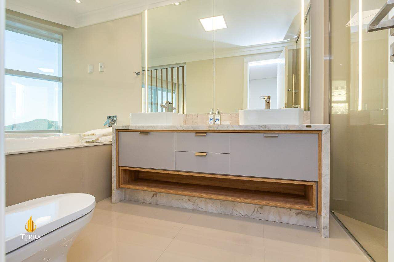 Edifício Infinity Coast Apartamento com 3 quartos, Pioneiros: 