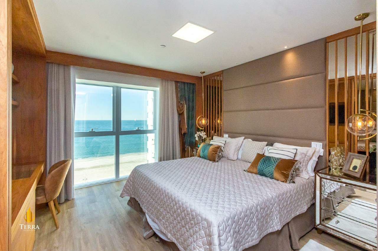 Edifício One Tower Apartamento com 4 quartos, Centro: 