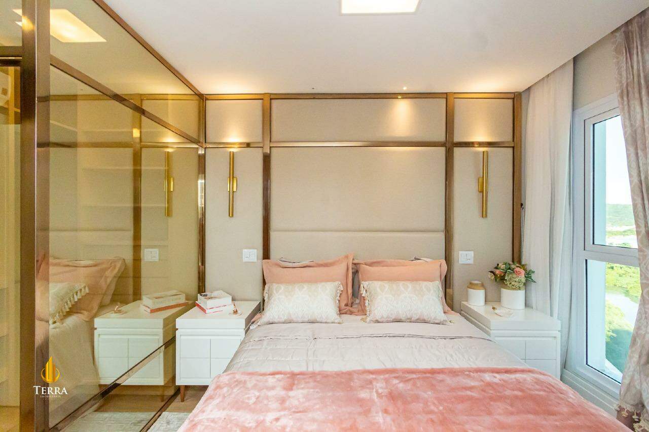 Edifício One Tower Apartamento com 4 quartos, Centro: 