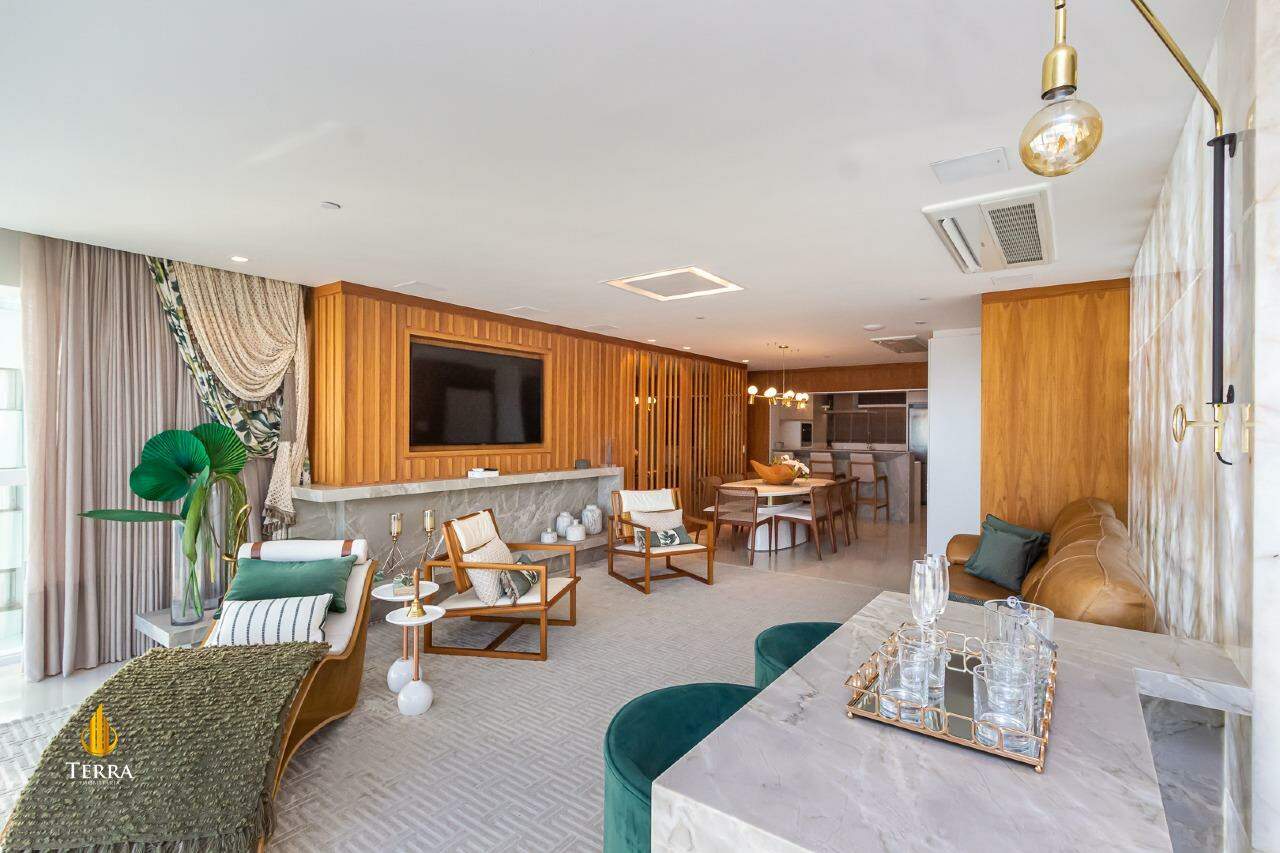 Edifício One Tower Apartamento com 4 quartos, Centro: 