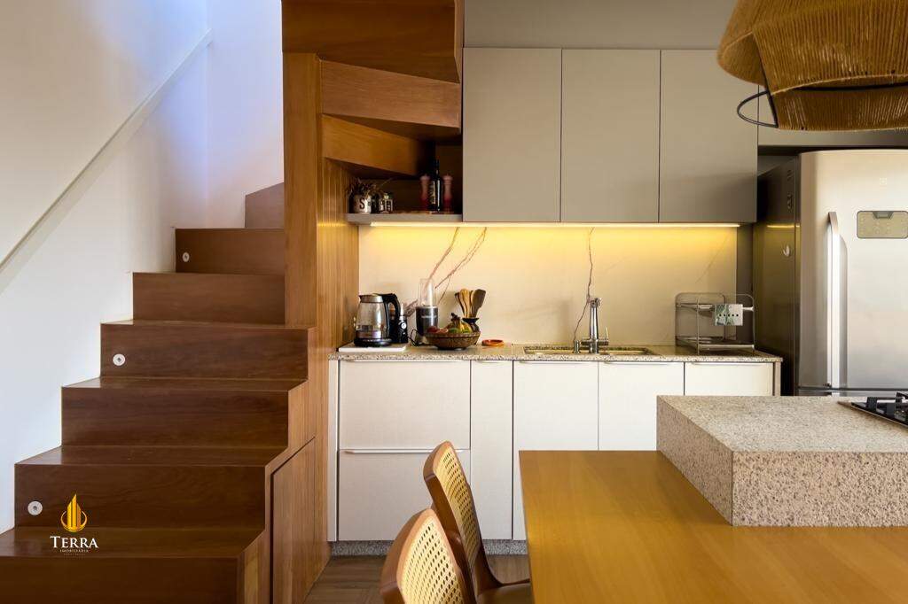 Edifício Reis Village Apartamento com 2 quartos, Praia dos Amores: 