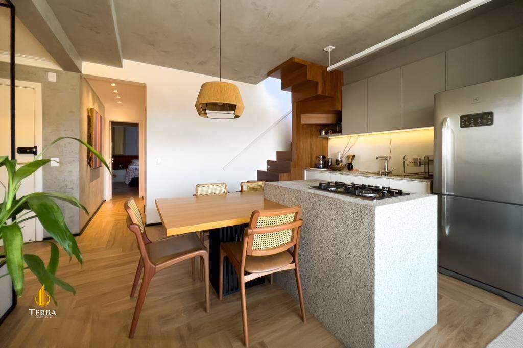 Edifício Reis Village Apartamento com 2 quartos, Praia dos Amores: 
