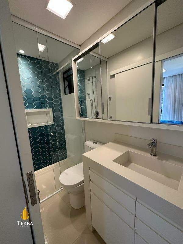 Apartamento com 2 quartos, Praia dos Amores: 