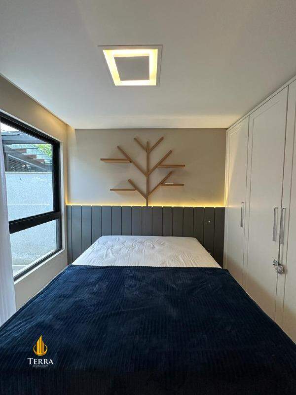 Apartamento com 2 quartos, Praia dos Amores: 