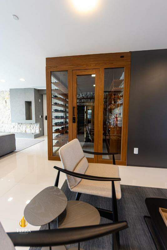 Yachthouse By Pininfarina Apartamento com 4 quartos, Centro: 