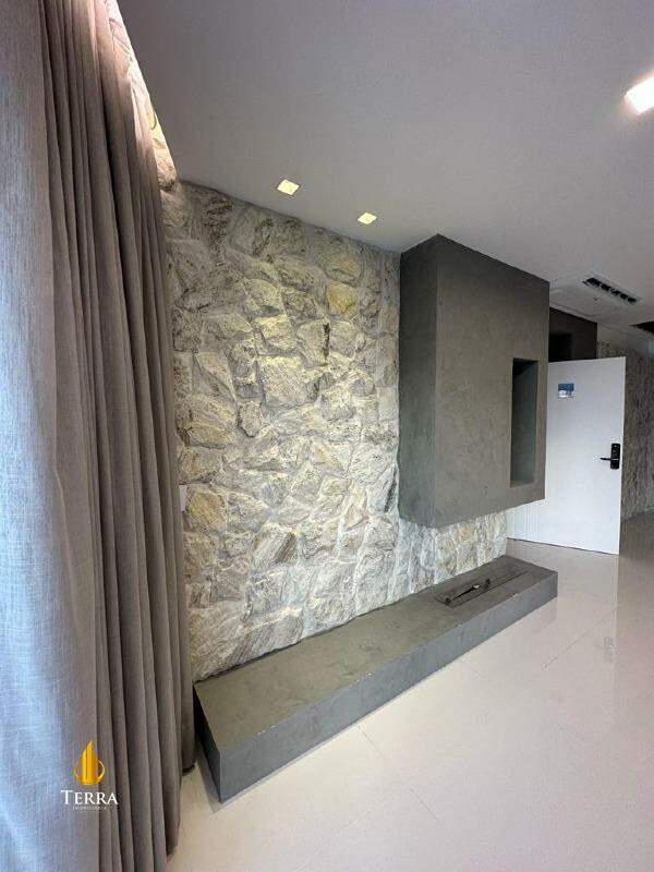 Yachthouse By Pininfarina Apartamento com 4 quartos, Centro: 
