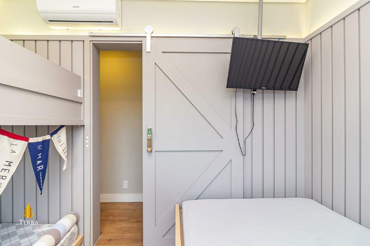 Apartamento com 3 quartos, Praia Brava: 