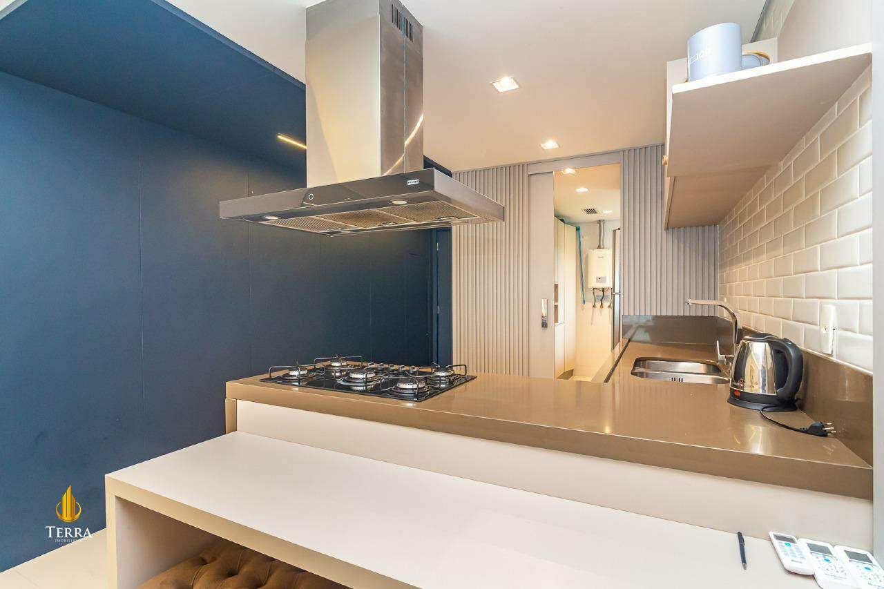 Apartamento com 3 quartos, Praia Brava: 