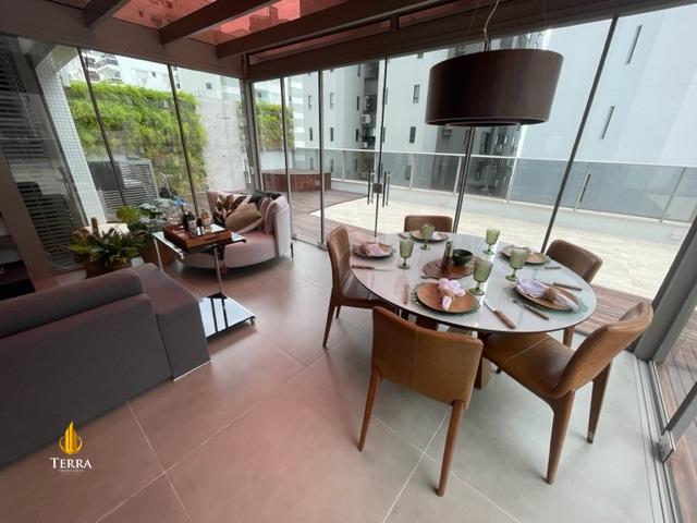 Privilege Residence Apartamento com 3 quartos, Centro: