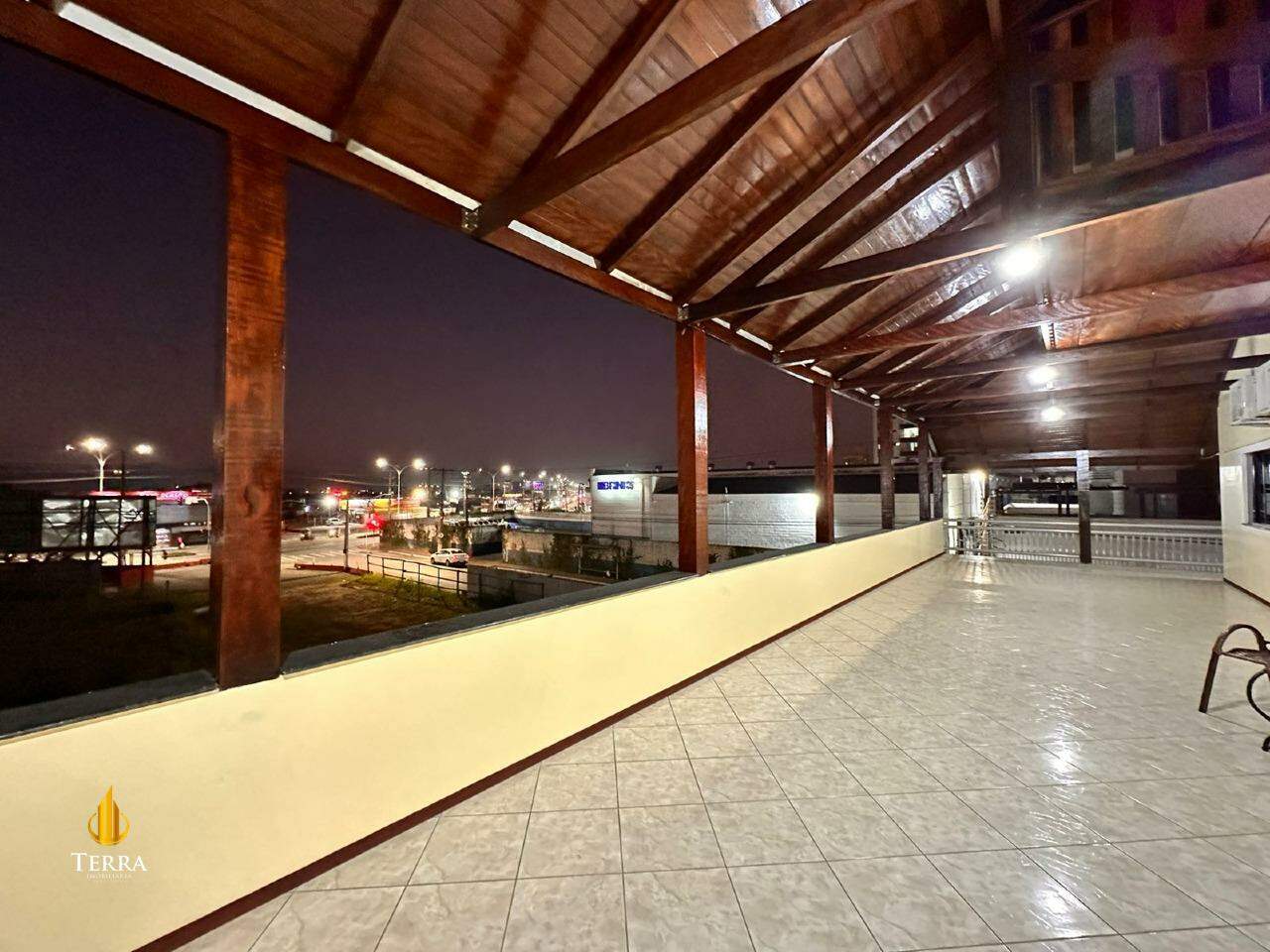 Casa com 3 quartos, Cordeiros: