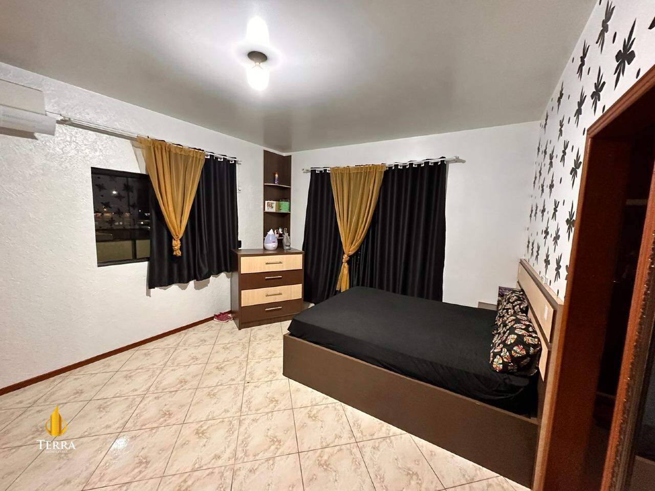  Casa com 3 quartos, Cordeiros: 