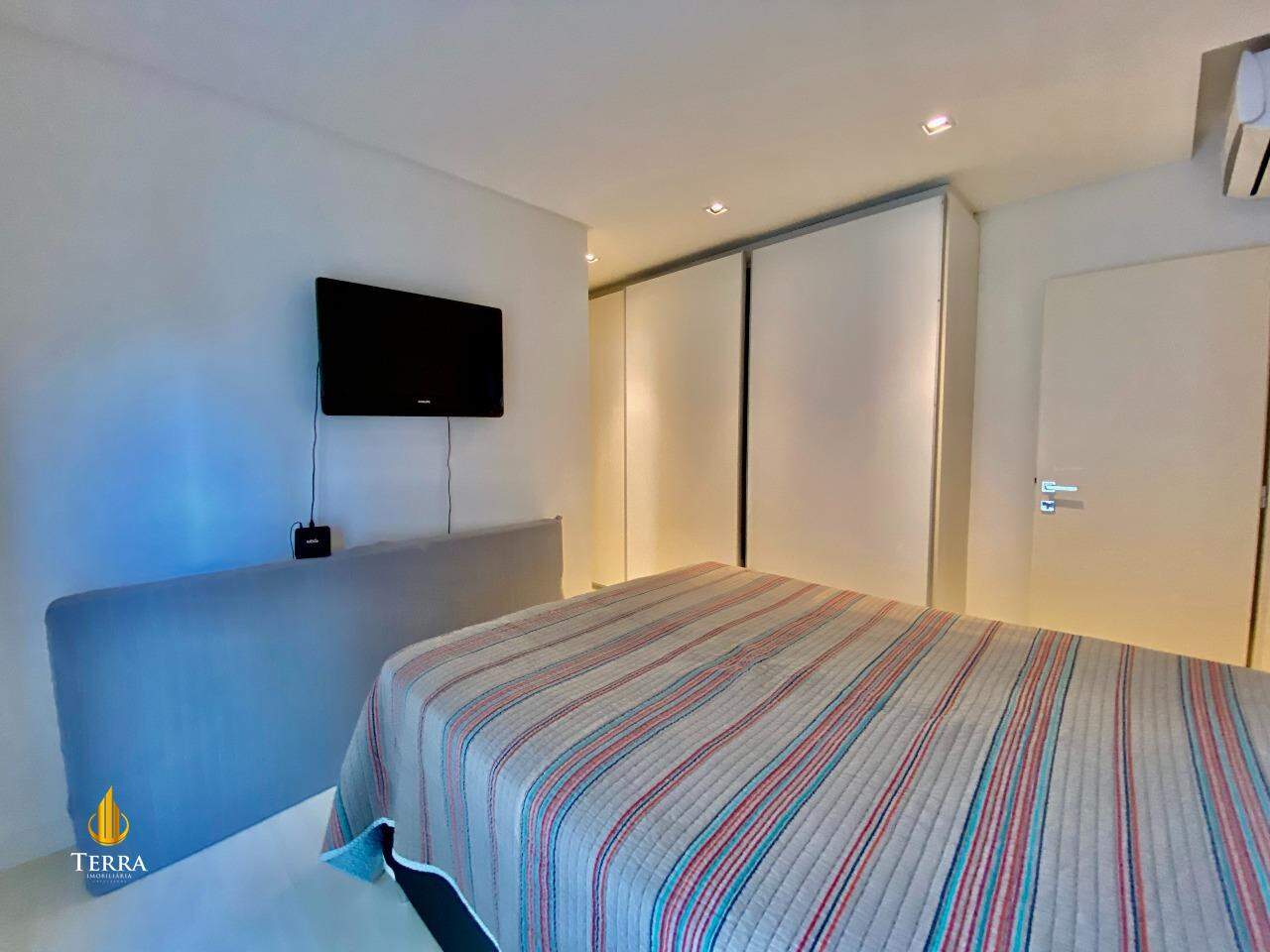 Edifício Doha Apartamento com 3 quartos, Praia Brava: 