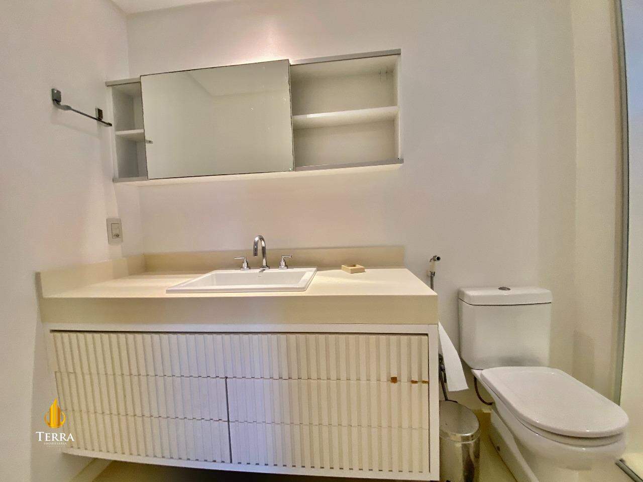Edifício Doha Apartamento com 3 quartos, Praia Brava: 