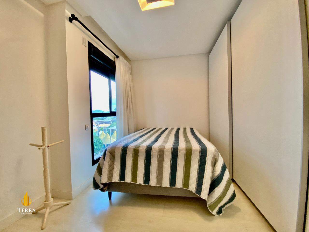 Edifício Doha Apartamento com 3 quartos, Praia Brava: 