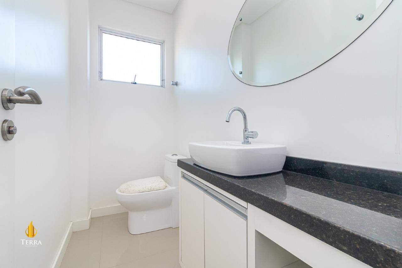 Tâmisa Apartamento com 3 quartos, Praia Brava: 