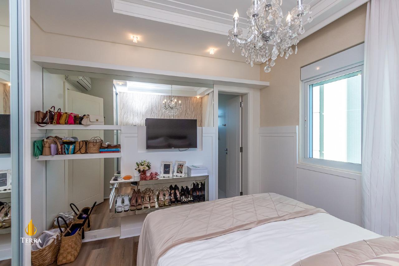 Villa Serena Apartamento com 4 quartos, Centro: 