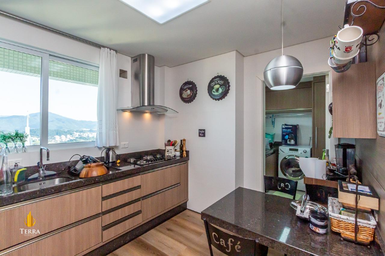 Villa Serena Apartamento com 4 quartos, Centro: 