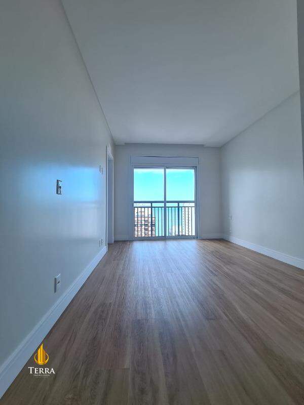 Edifício Windsor Village Apartamento com 4 quartos, Centro: 