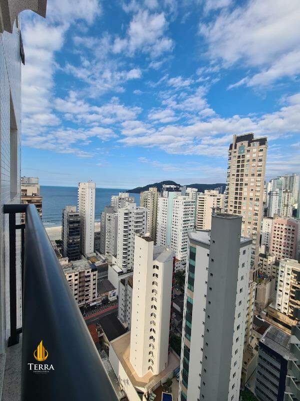 Edifício Windsor Village Apartamento com 4 quartos, Centro: 