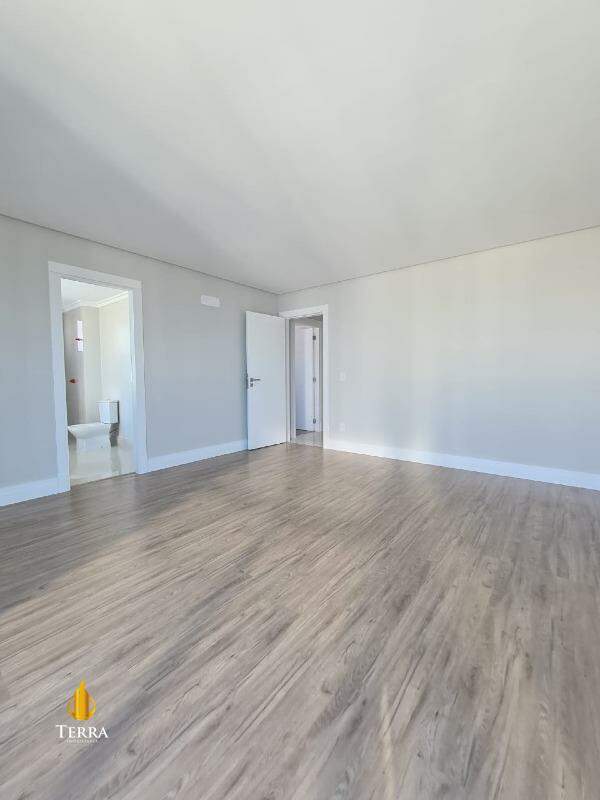 Residencial Eleganza Tower Apartamento com 4 quartos, Centro: