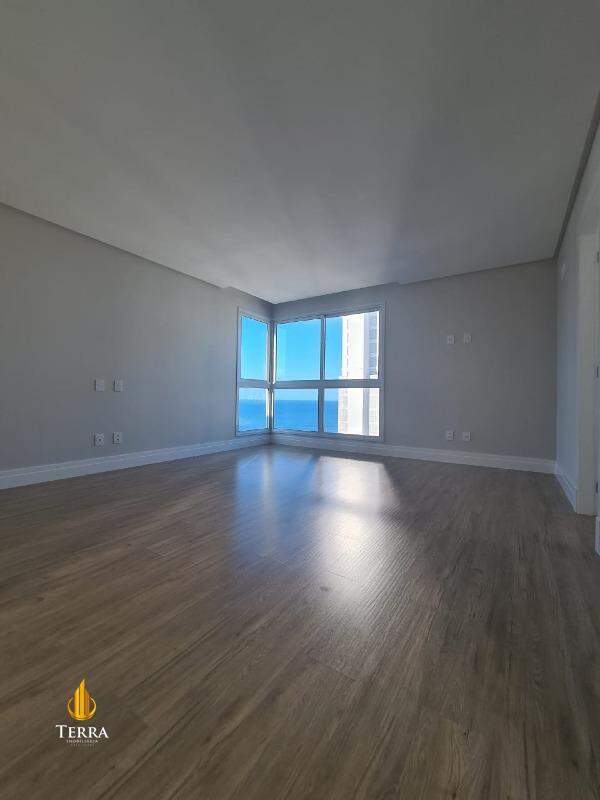 Residencial Eleganza Tower Apartamento com 4 quartos, Centro: