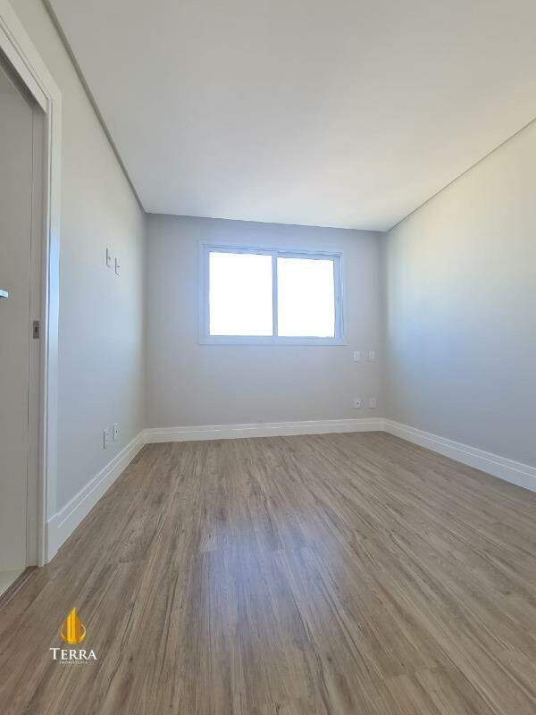 Residencial Eleganza Tower Apartamento com 4 quartos, Centro: 