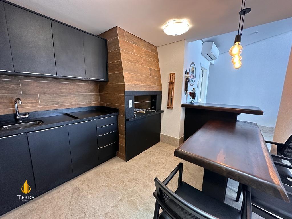 Condomínio Vila Rica Casa em Condomínio com 4 quartos, Estados: 